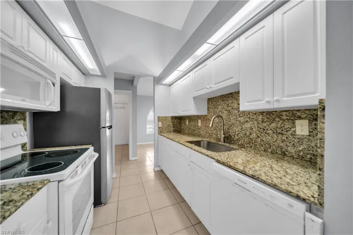 2321 Kismet Pkwy E, Cape Coral, Florida 33909