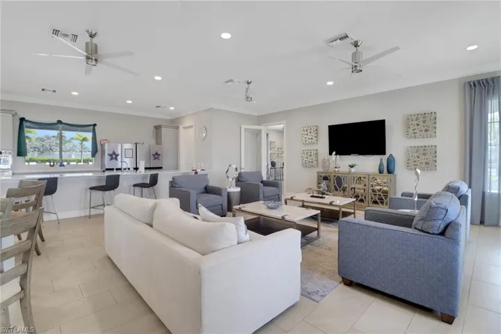 1256  Enbrook  LOOP, Naples, FL 34114