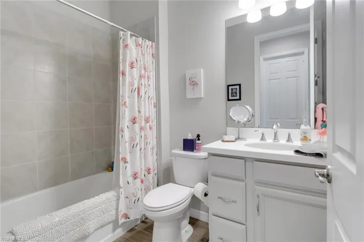 1256  Enbrook  LOOP, Naples, FL 34114