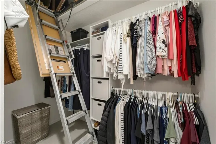 Retractable Ladder for extra storage in attic