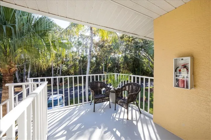 1250  Yesica Ann  CIR, Naples, FL 34110