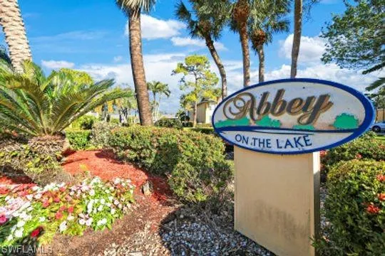 1250  Yesica Ann  CIR, Naples, FL 34110