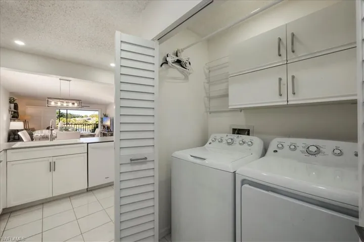 1250  Yesica Ann  CIR, Naples, FL 34110