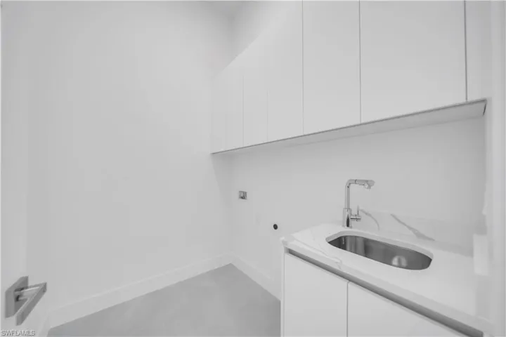2900  41st SW ST, Lehigh Acres, FL 33976