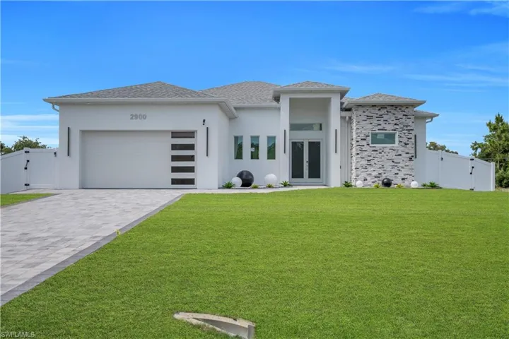 2900  41st SW ST, Lehigh Acres, FL 33976