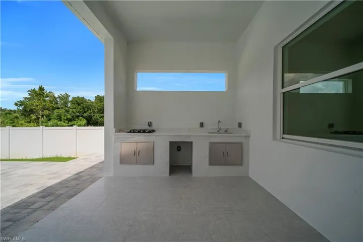 2900  41st SW ST, Lehigh Acres, FL 33976