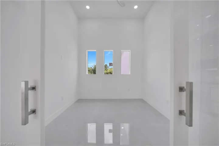 2900  41st SW ST, Lehigh Acres, FL 33976