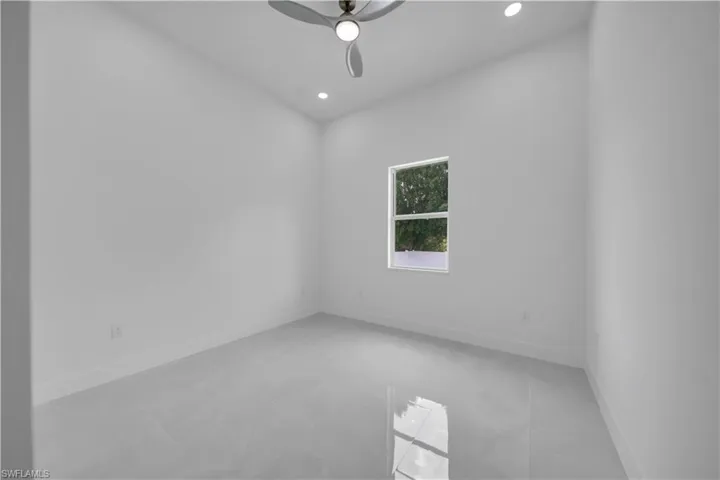 2900  41st SW ST, Lehigh Acres, FL 33976