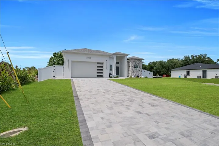 2900  41st SW ST, Lehigh Acres, FL 33976