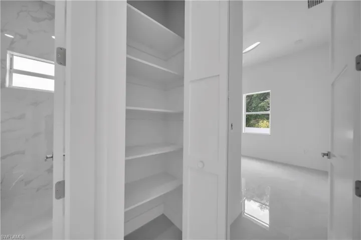 2900  41st SW ST, Lehigh Acres, FL 33976