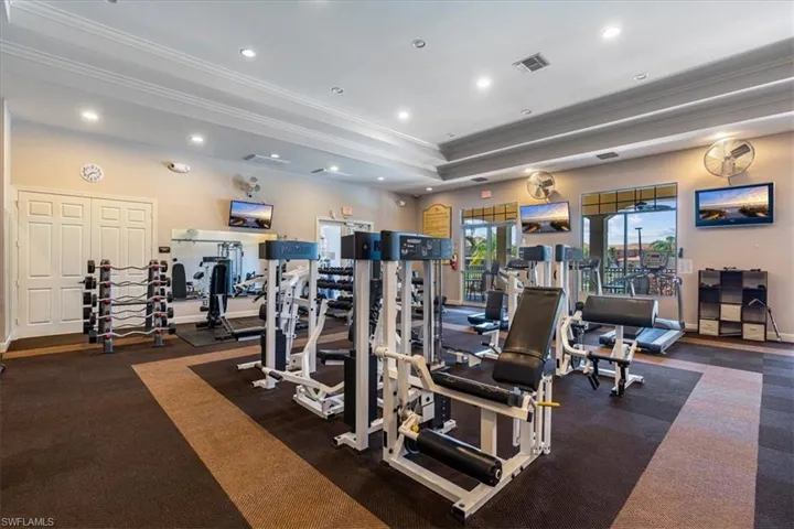 15668  Summit Place  CIR, Naples, FL 34119
