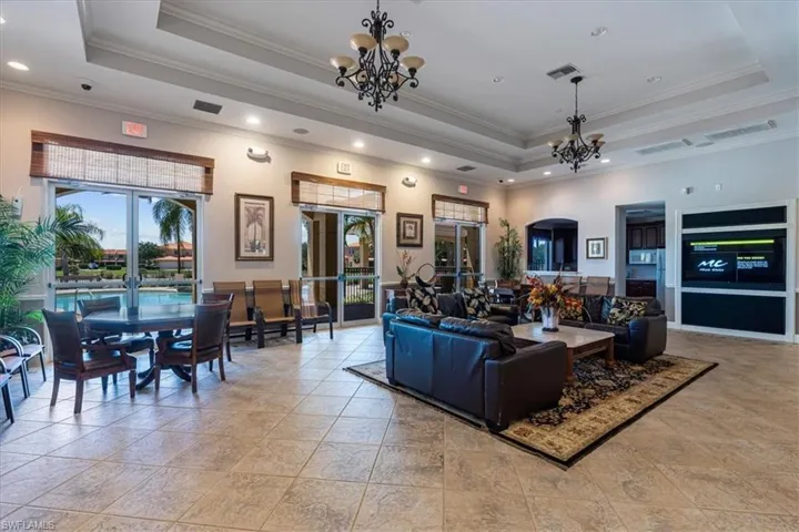 15668  Summit Place  CIR, Naples, FL 34119
