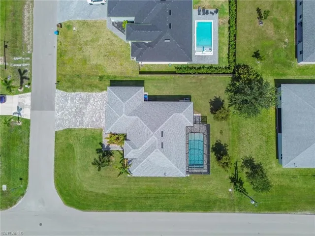 2728 Sw 4th Ln, Cape Coral, Florida 33991