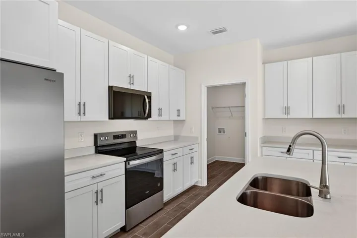 1748 Nw 19th St, Cape Coral, Florida 33993