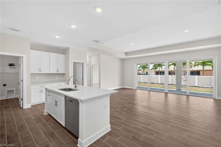 1748 Nw 19th St, Cape Coral, Florida 33993