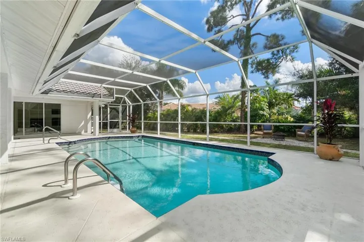 Lanai/Pool Area