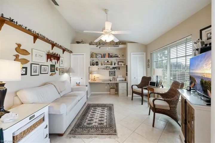 den/flex Room