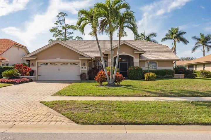 3821  Royal Wood  BLVD, Naples, FL 34112