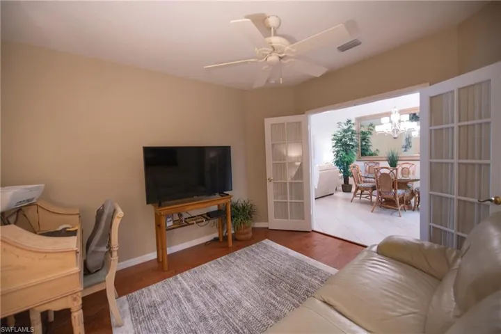 8165  Celeste  DR, Naples, FL 34113