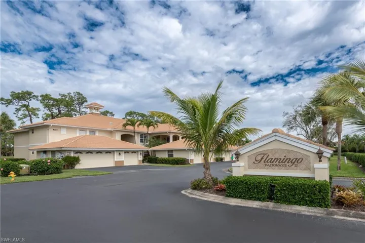 8165  Celeste  DR, Naples, FL 34113