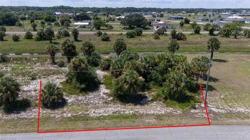 1396 Jay Ter, Labelle, Florida 33935