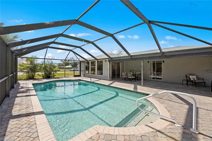Sparking pool with spacious lanai