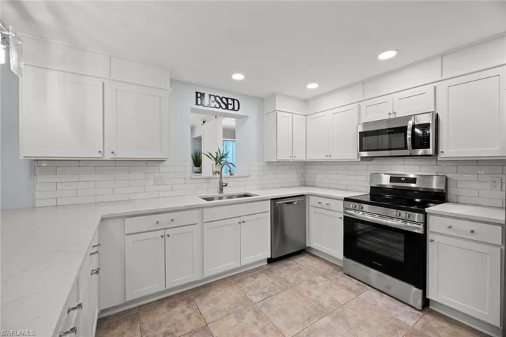 Newer stainless-steel appliances (2023)