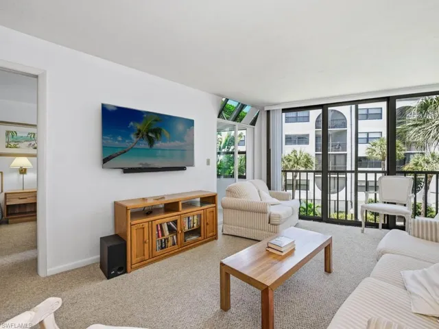 1023  Anglers  CV, Marco Island, FL 34145