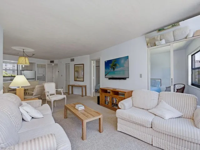 1023  Anglers  CV, Marco Island, FL 34145
