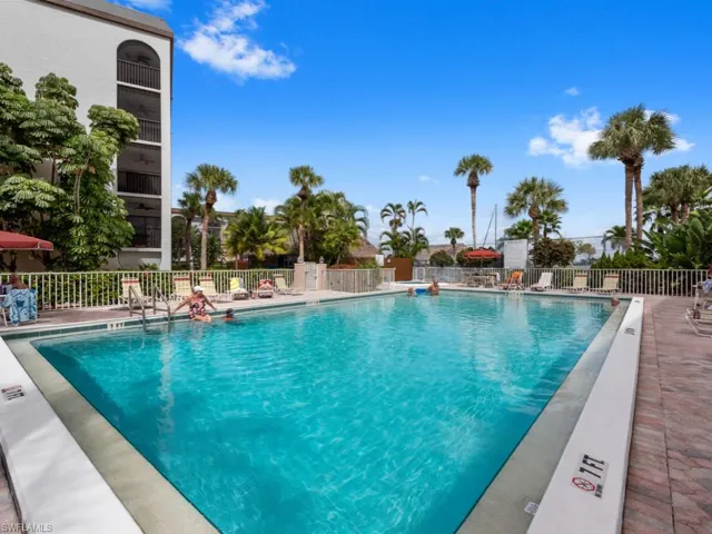 1023  Anglers  CV, Marco Island, FL 34145