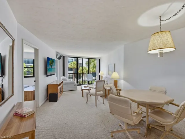 1023  Anglers  CV, Marco Island, FL 34145