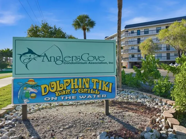 1023  Anglers  CV, Marco Island, FL 34145
