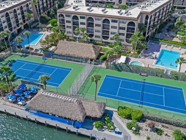 1023  Anglers  CV, Marco Island, FL 34145