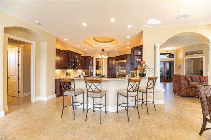 Fully equipped, open plan kitchen, everything included