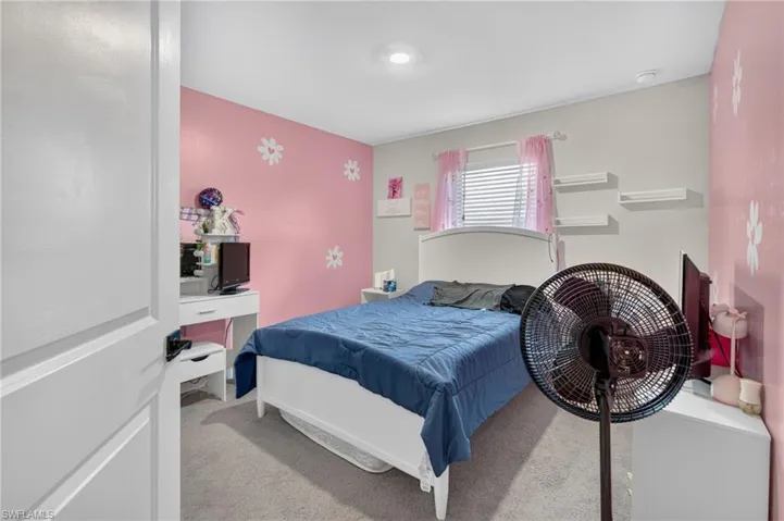 849 Sea Urchin Cir, Fort Myers, Florida 33913