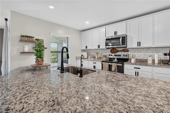 849 Sea Urchin Cir, Fort Myers, Florida 33913