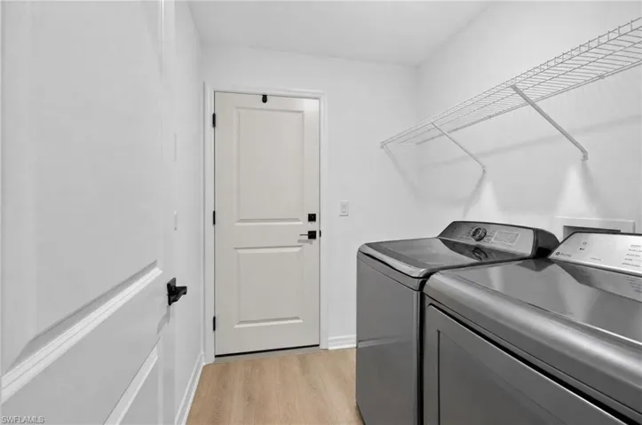 849 Sea Urchin Cir, Fort Myers, Florida 33913