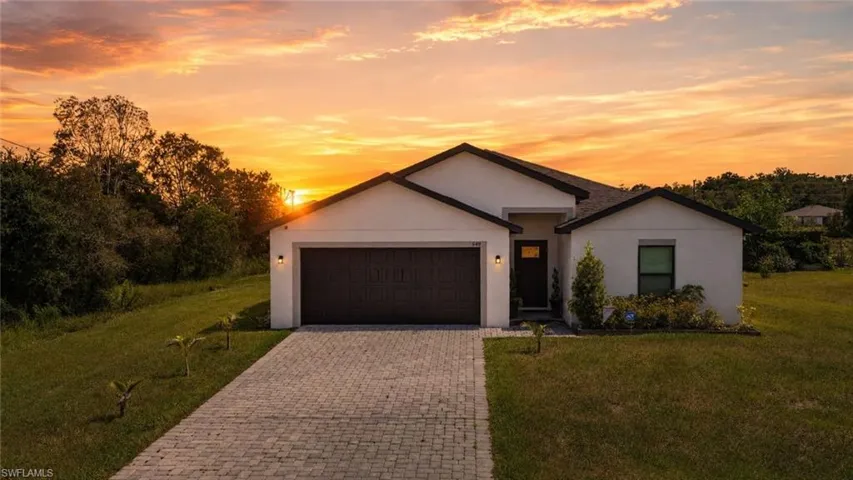 849 Sea Urchin Cir, Fort Myers, Florida 33913