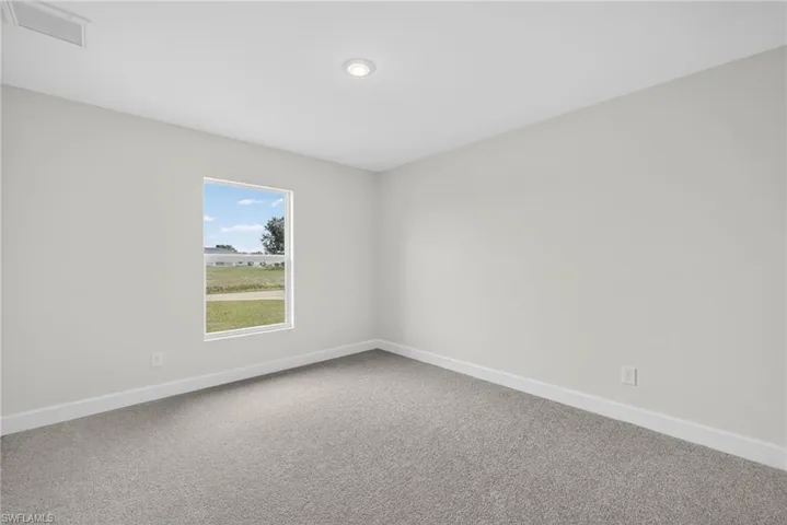 2714 Nw 3rd Pl, Cape Coral, Florida 33993