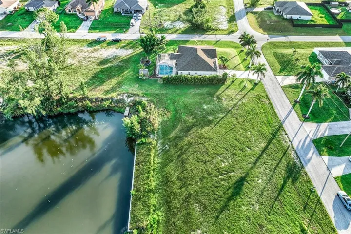 1305 Nw 20th Ct, Cape Coral, Florida 33993