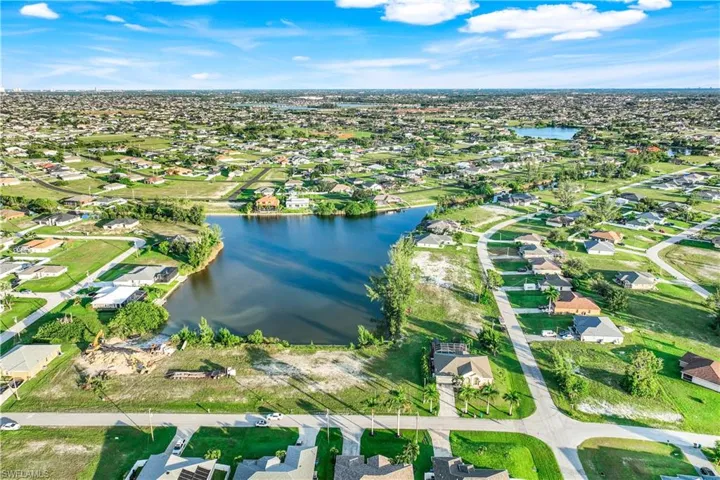1305 Nw 20th Ct, Cape Coral, Florida 33993