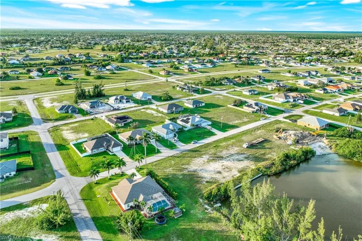 1305 Nw 20th Ct, Cape Coral, Florida 33993