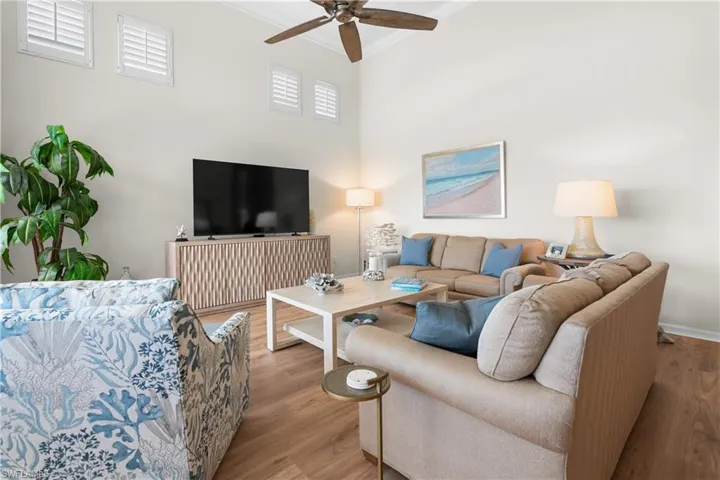 1540  Clermont  DR, Naples, FL 34109