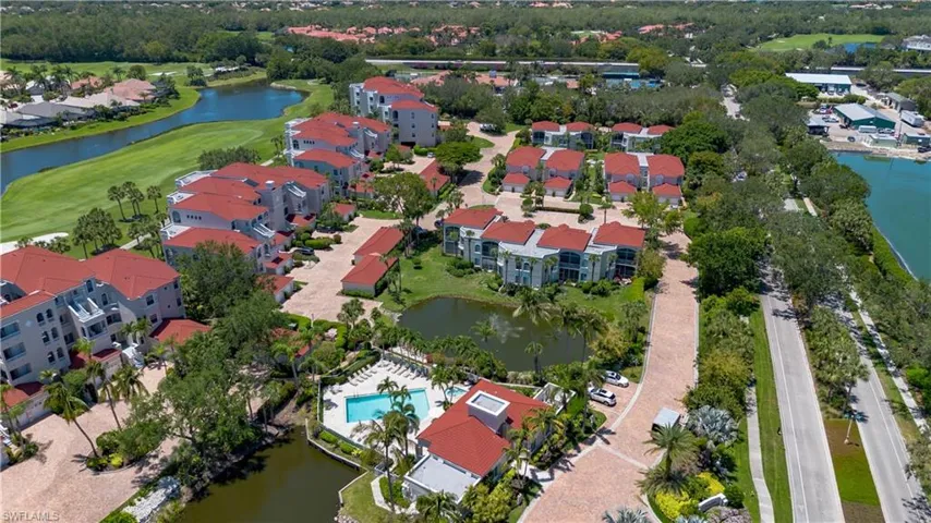 1540  Clermont  DR, Naples, FL 34109