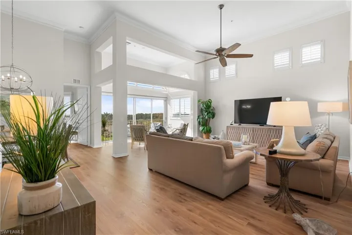 1540  Clermont  DR, Naples, FL 34109