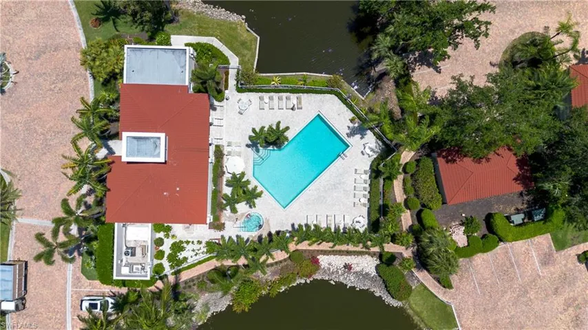 1540  Clermont  DR, Naples, FL 34109