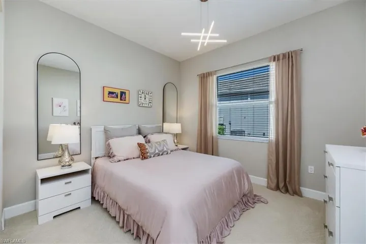 11421  Jacaranda  DR, Naples, FL 34120