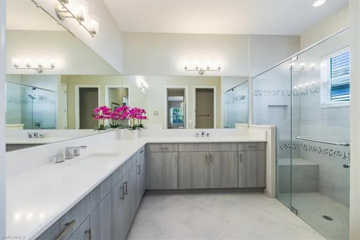 11421  Jacaranda  DR, Naples, FL 34120