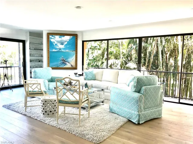 1280  Gordon  DR, Naples, FL 34102