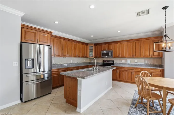8317 Sumner Ave, Fort Myers, Florida 33908